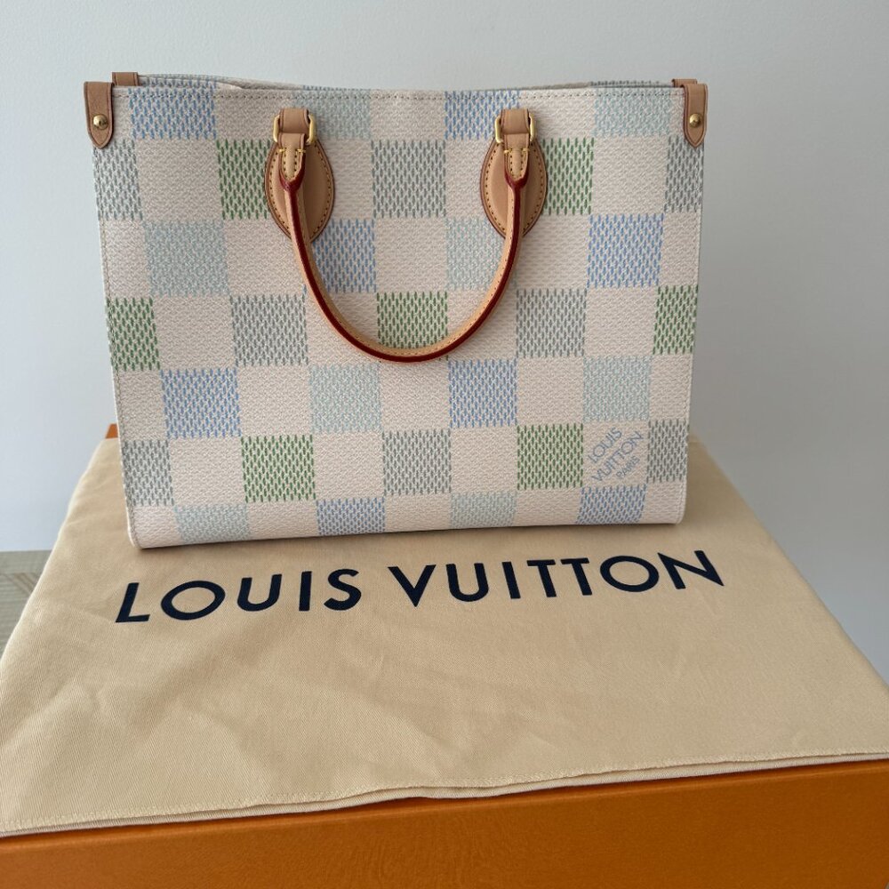 LOUIS VUITTON OnTheGo MM Damier Canvas in Pistache *NEW* - Picture 9 of 12